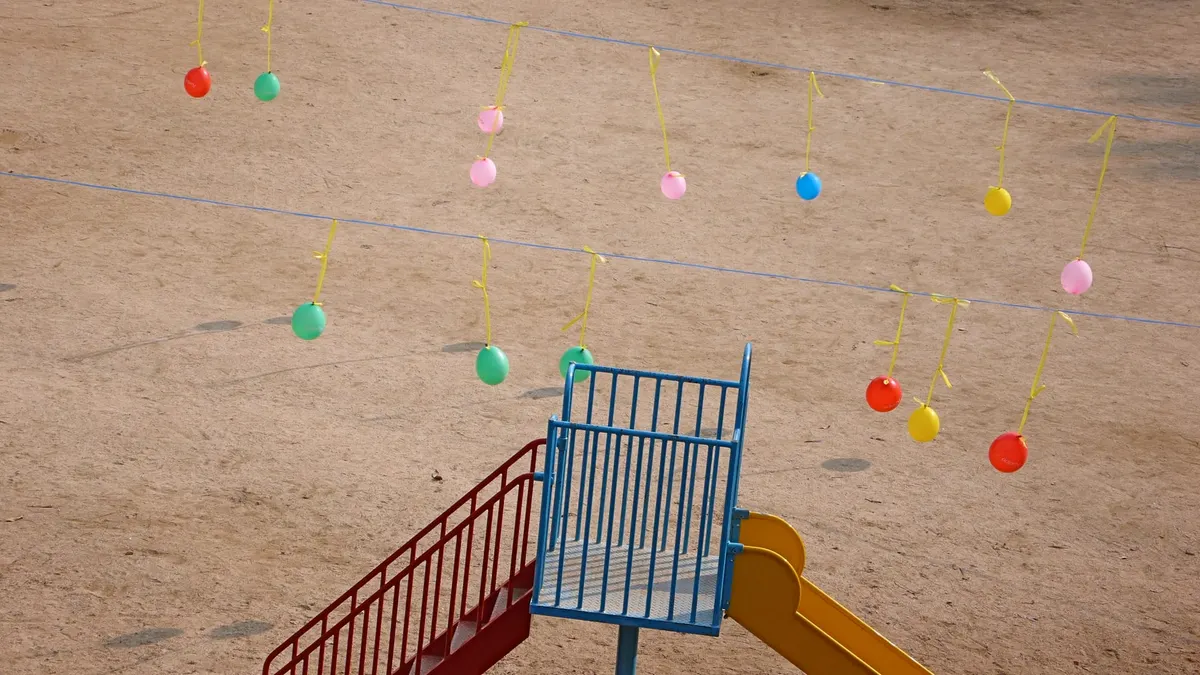 Giochi in una scuola dell'infanzia